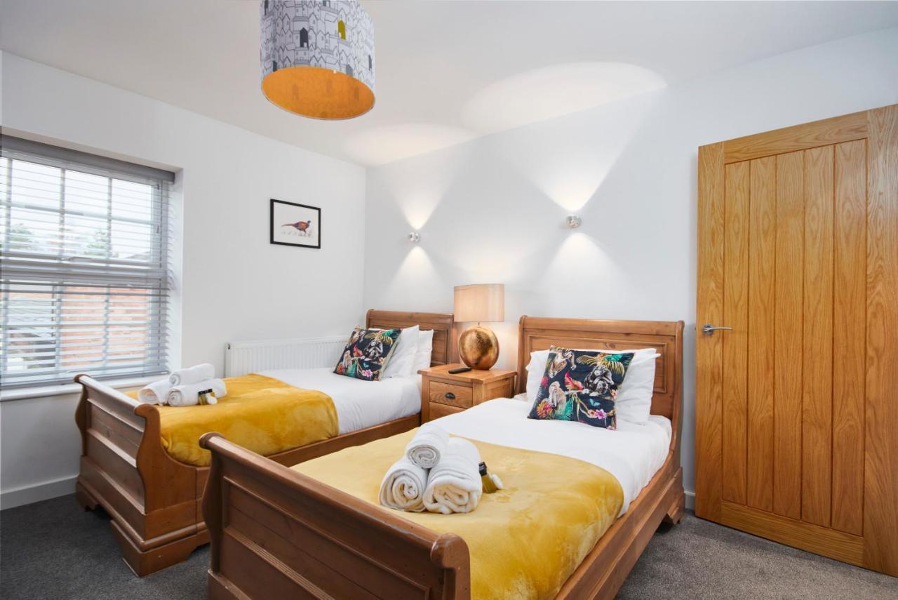 The Nutcracker Suite - Self Check-In, Self-Catering Apartment For East Midlands Airport Kegworth Exterior foto